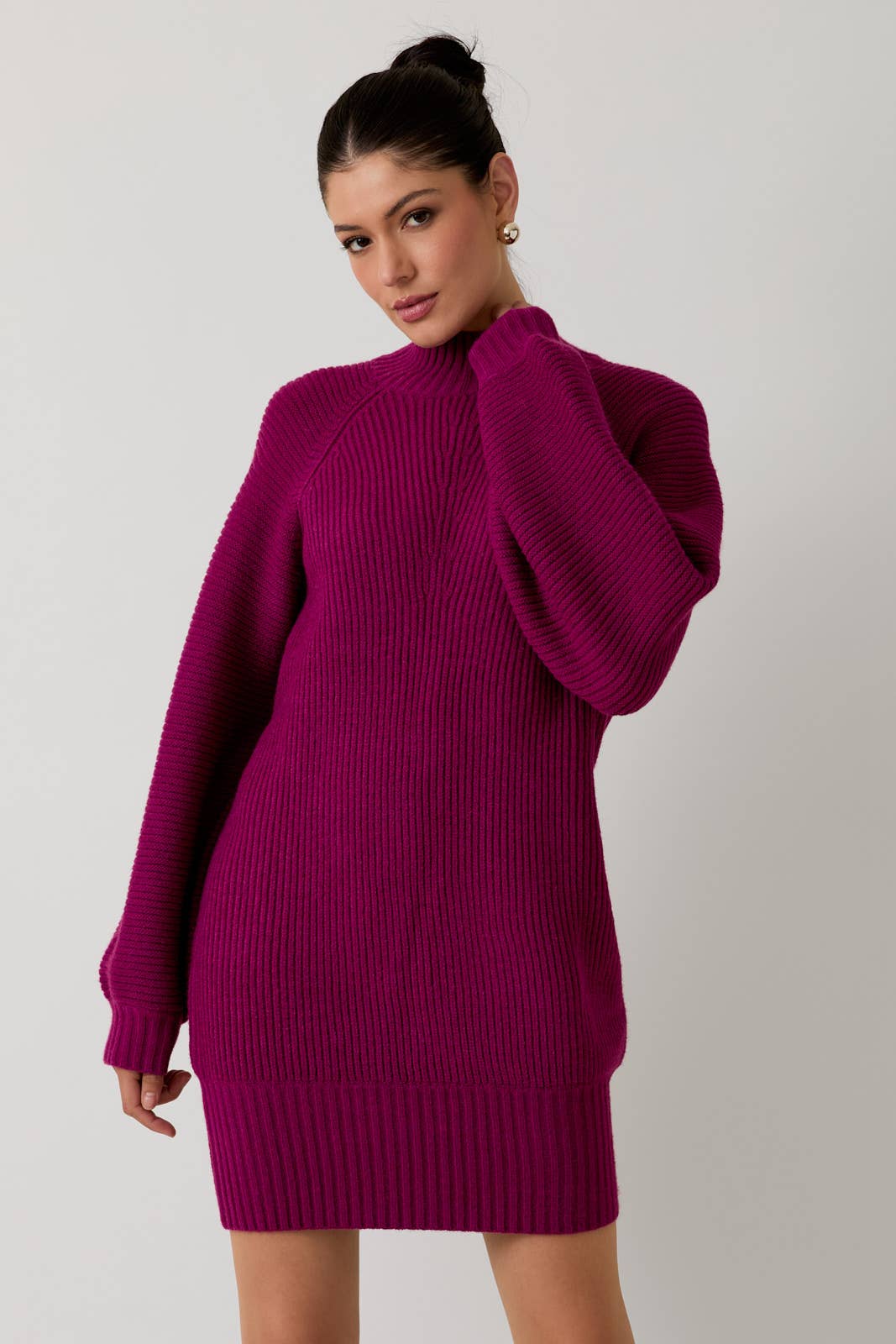 MOCK NECK COZY SWEATER DRESS: MAGENTA