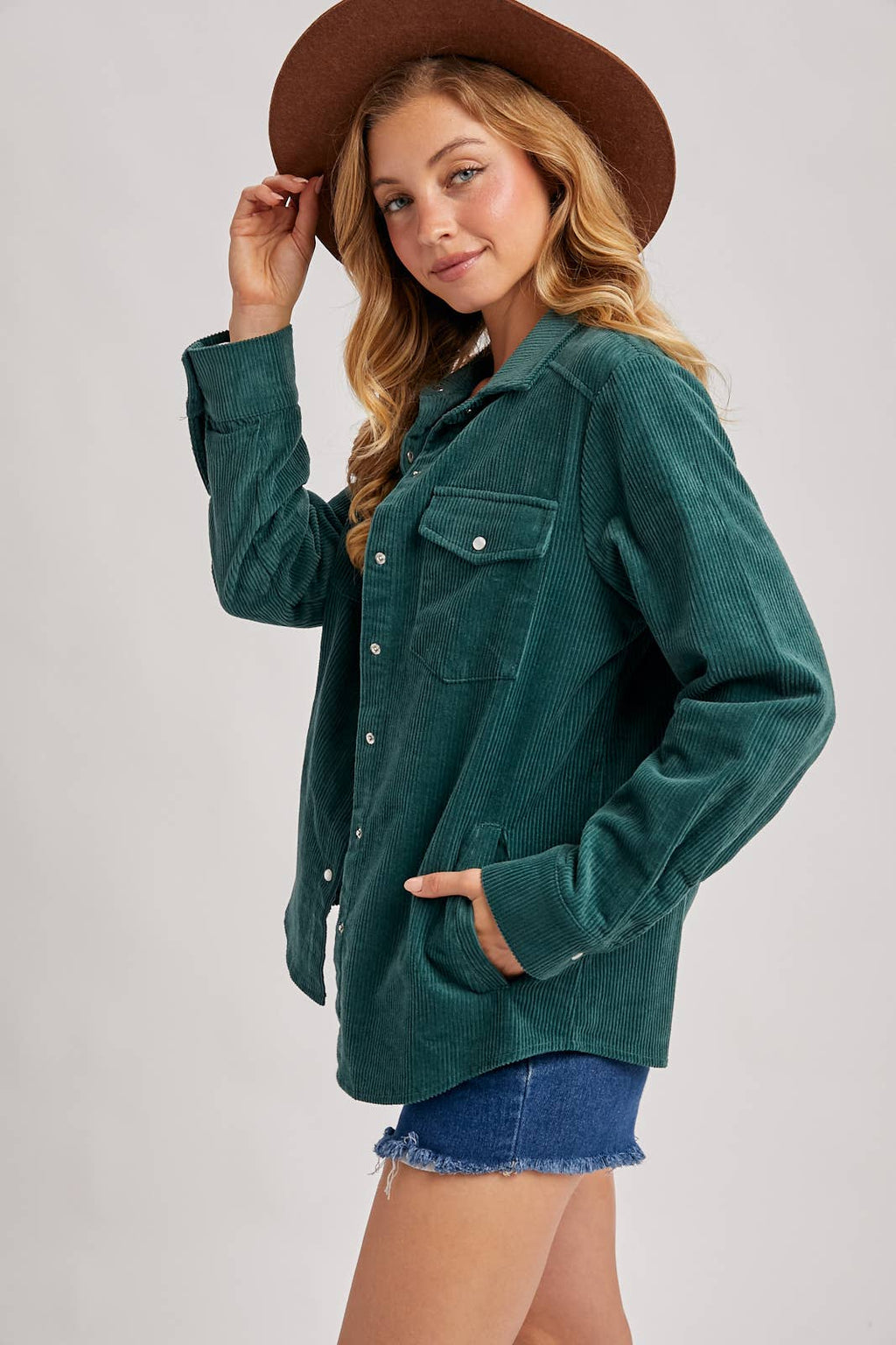 CORDUROY BUTTON DOWN SHACKET WITH POCKETS: PEACOCK