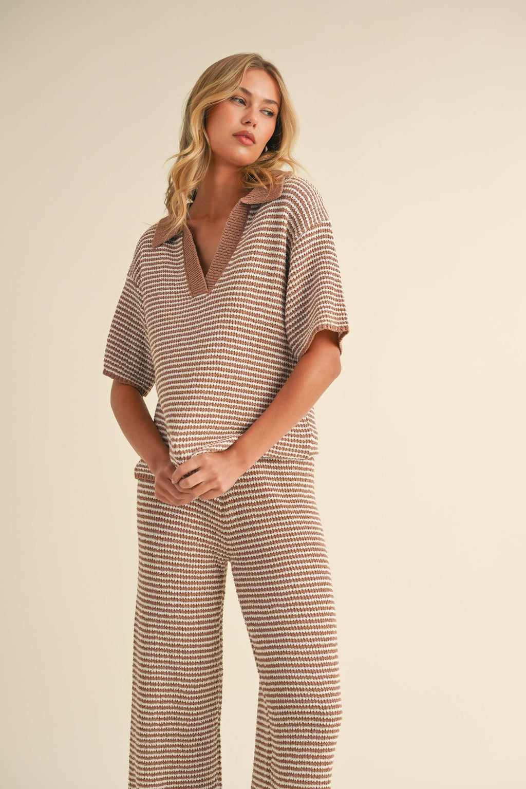SHORT SLEEVE SWEATER TOP AND PANTS SET: MOCHA CREAM